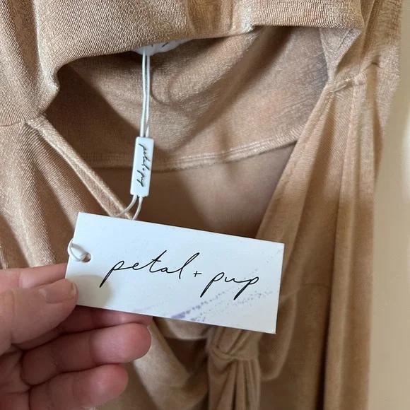 Petal & Pup Sandy Gold Metallic Scarlette Halter Cutout Maxi Dress Size 12 - Picture 5 of 9